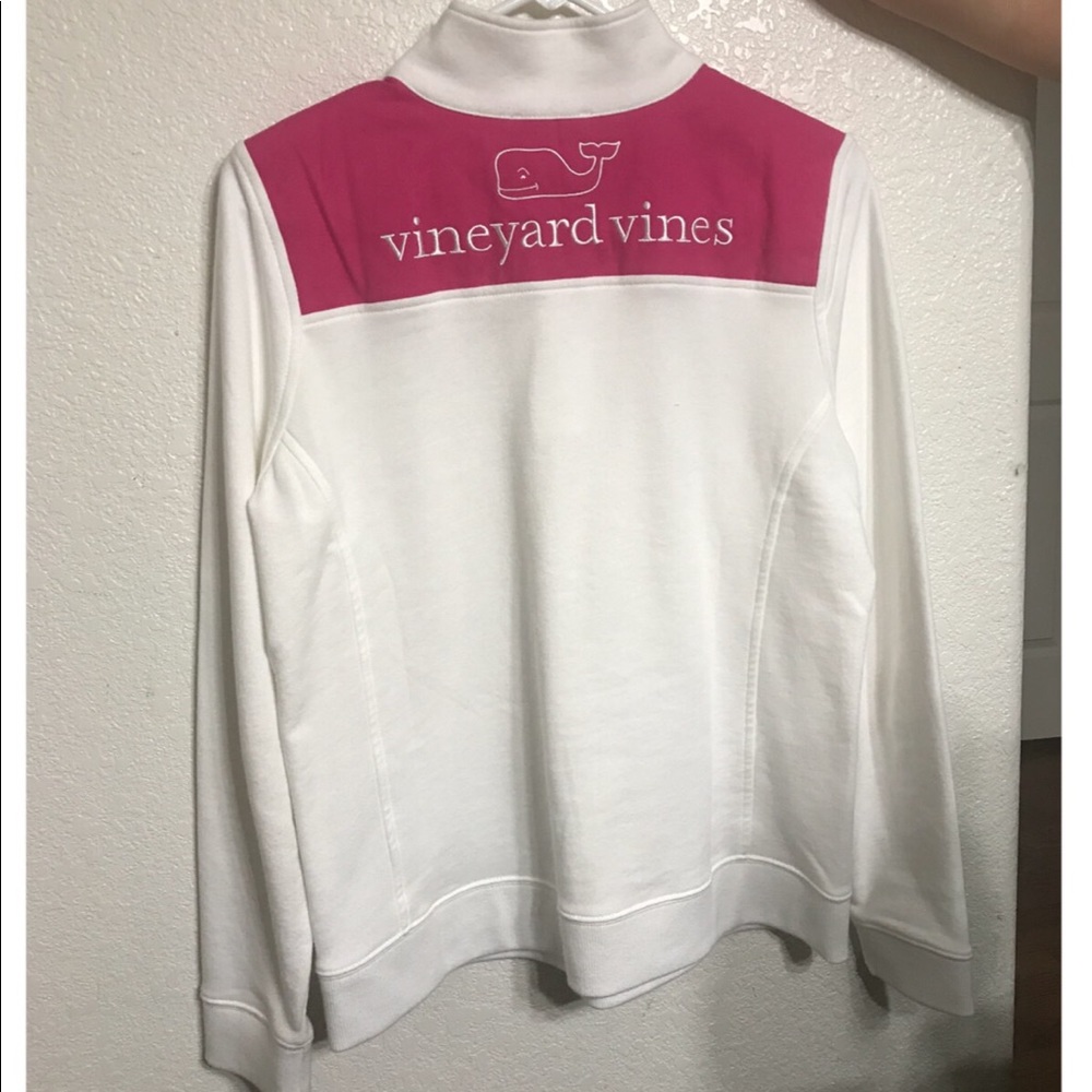 Vineyard vines sweater